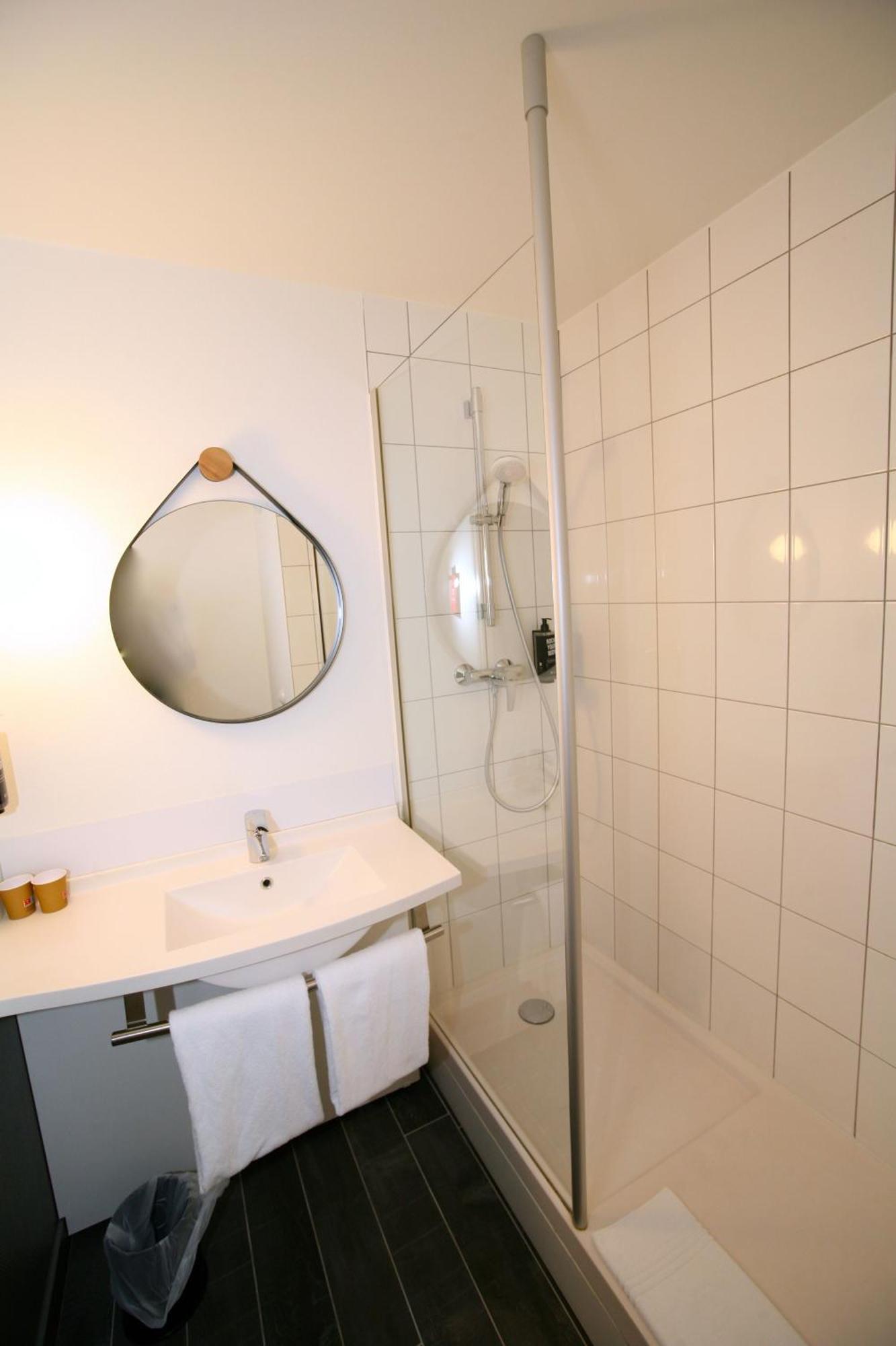 Ibis Saint-Lo Hotell Eksteriør bilde